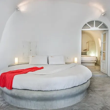 فيلة ألبا كييف *